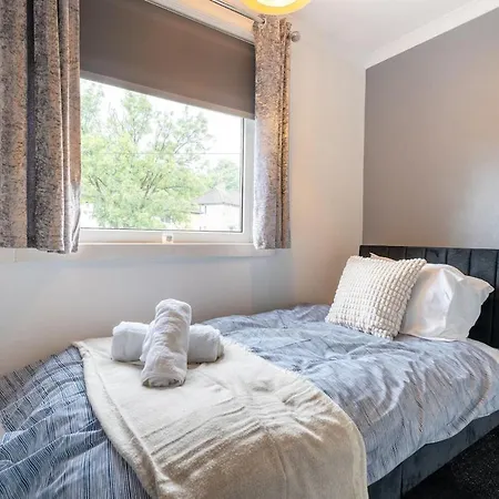 Modern 3br Contractor - Parking - Near